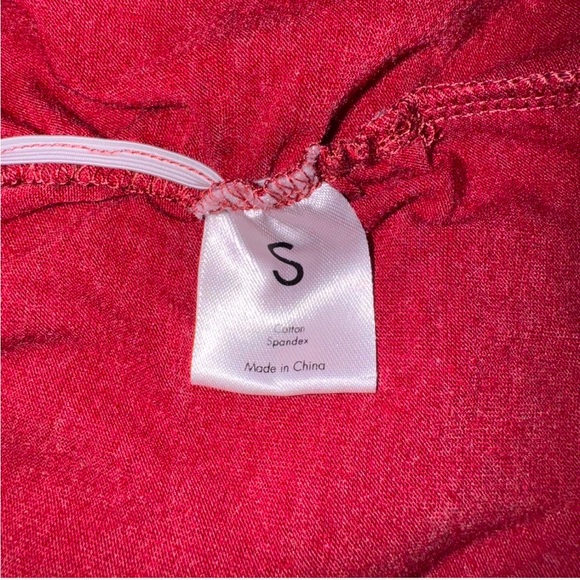 Red/Burgundy Ruched T-Shirt by Micticsi - Size Small - New Without Tags - Picture 6 of 7